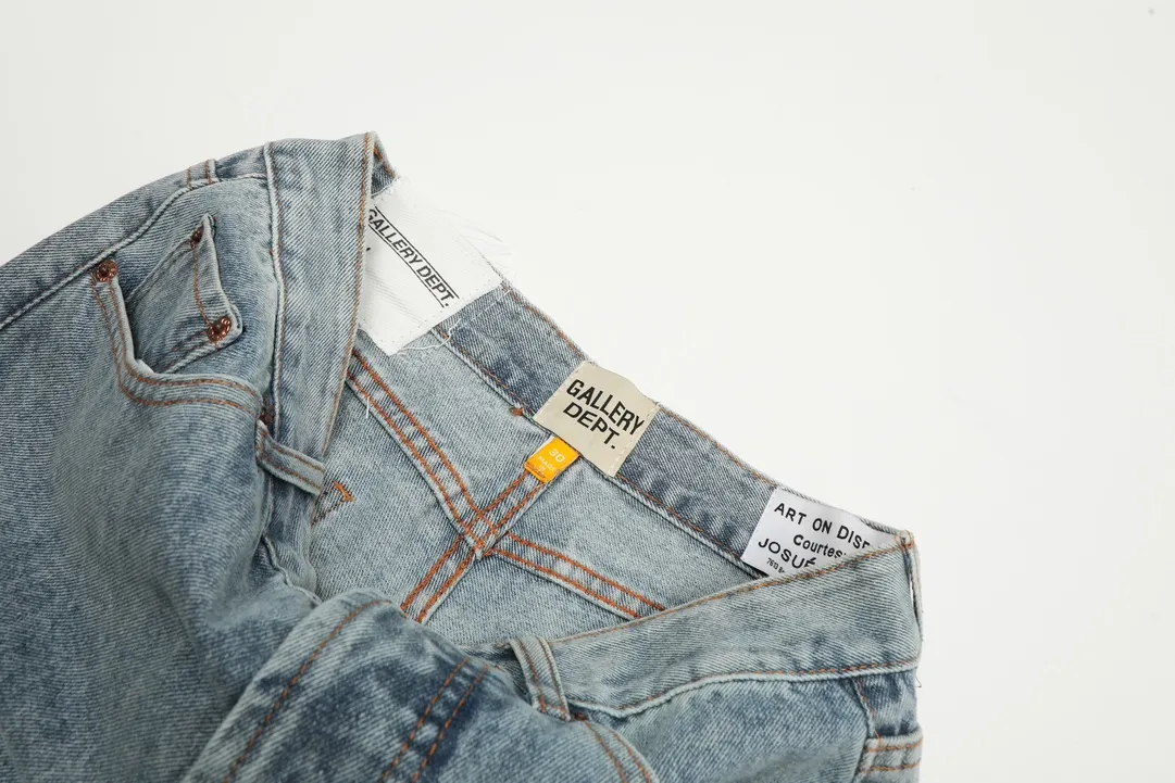 #8019 P250💰 GALLERY DEPT. Denim splicing flames🔥flare pants washed and distressed spliced jeans -Original purchase and pattern making to truly restore the ultimate vintage texture -Original hardware accessories, washed and other elevators, QR code analysis are all purchased from the original factory, with high degree of restoration, you are welcome to compare with a certain product ~ -Three-dimensional version Loose and comfortable, not picky about the figure, taller and slimmer, factory Seiko, original factory quality control, same style for men and women, can be matched with couples Versatile recommendation: must-have jeans for all seasons Color: blue Size: S-XXL (28-36)